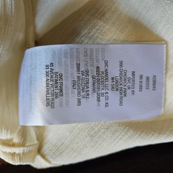 x-small Logo Boho cream color flowy tank - Picture 13 of 13